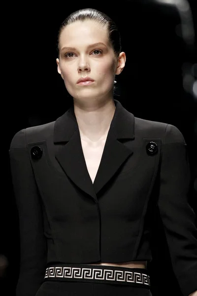 Look 66